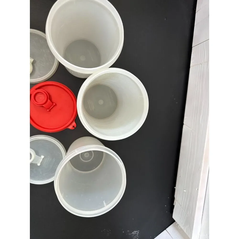 Lot Of 3 Small 1 Large Tupperwear Pitchers Orange and Sheer 321-5 & 262-9